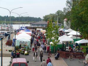 thumb_sadonkorjuutapahtuma-joensuu-matkustajasatama