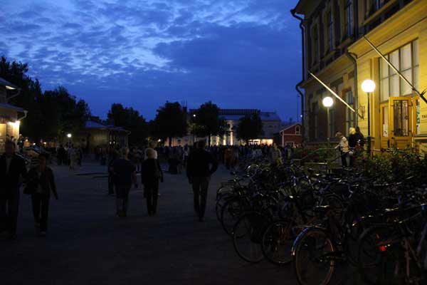 Joensuun Taidemuseo Joen Yönä